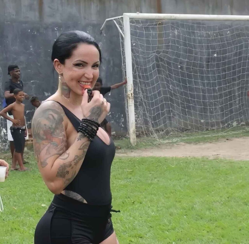 Famosa Ex Atriz Pornô Treina Para Se Tornar árbitra De Futebol Ellas No Planeta Revista Digital